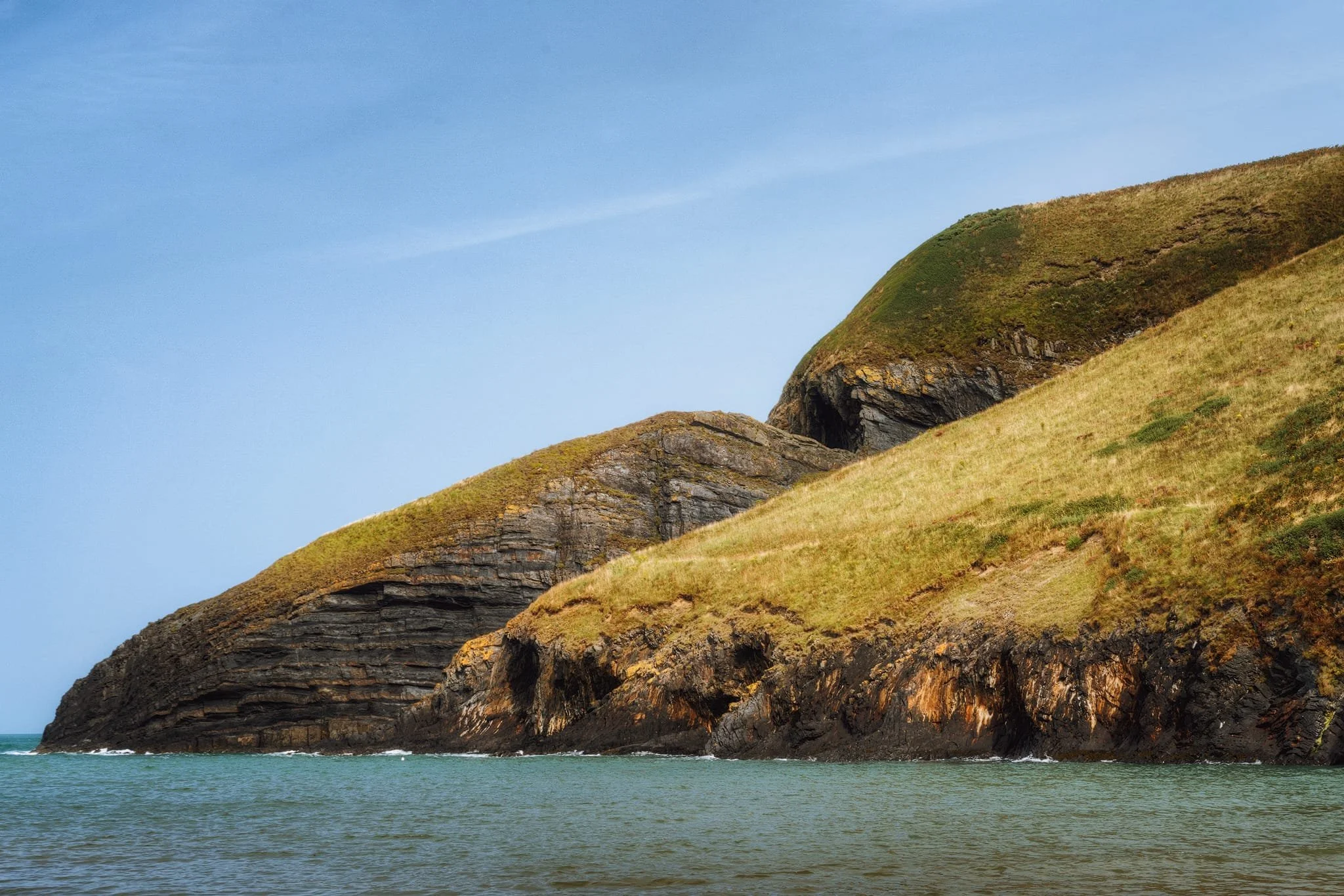 The northeastern folded cliffs of Ceibwr Bay. Look at those layers. Millions of years of fossilised history.