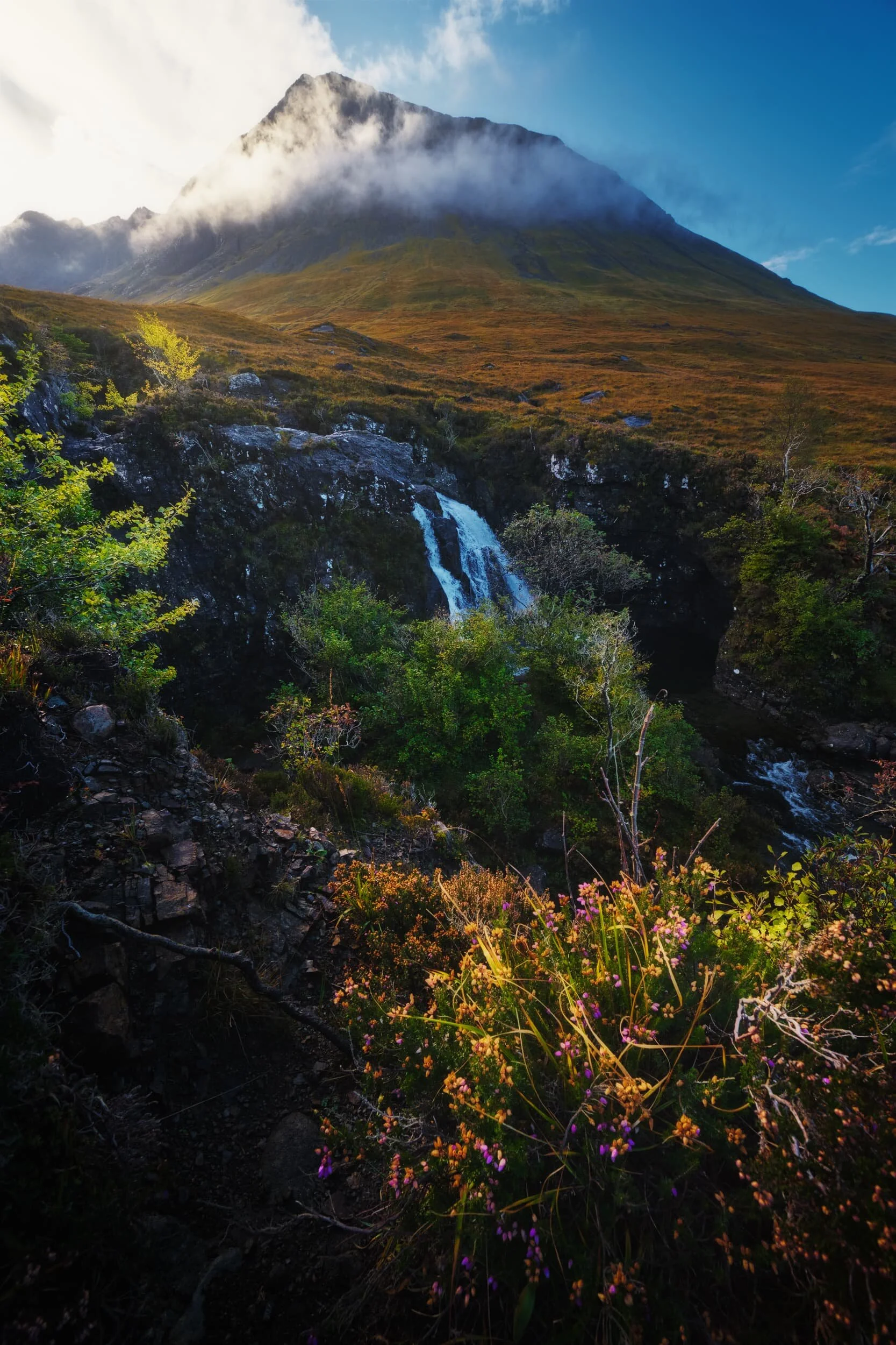 As we hiked further up the path the hill fog started to burn off, revealing some of the tops of the Black Cuillins. This peak in particular is Sgùrr Thuilm (meaning “Rocky peak of the hillock”) and measures 881 m/2,890 ft high.