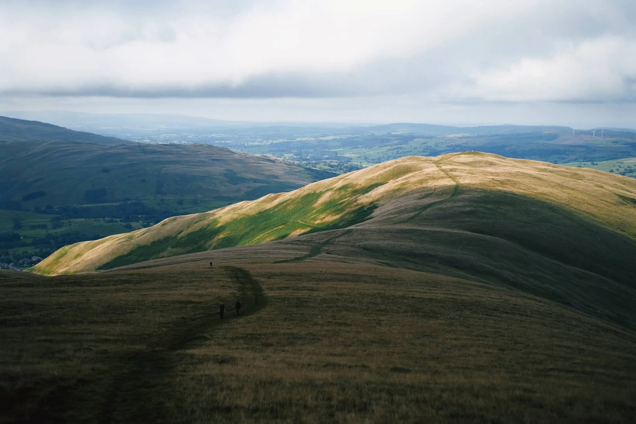 Looking back to Winder, morning light scanned across the fells and I waited for it to reach the summit of Winder before snapping this composition.
